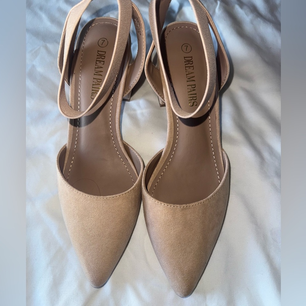 Dreamers  women's boots size 7 light beige used in good condition